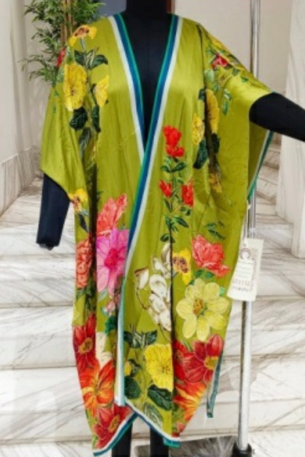 ￼French Beaded Kimono 2-Pcs Set
